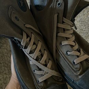Olive Chucks